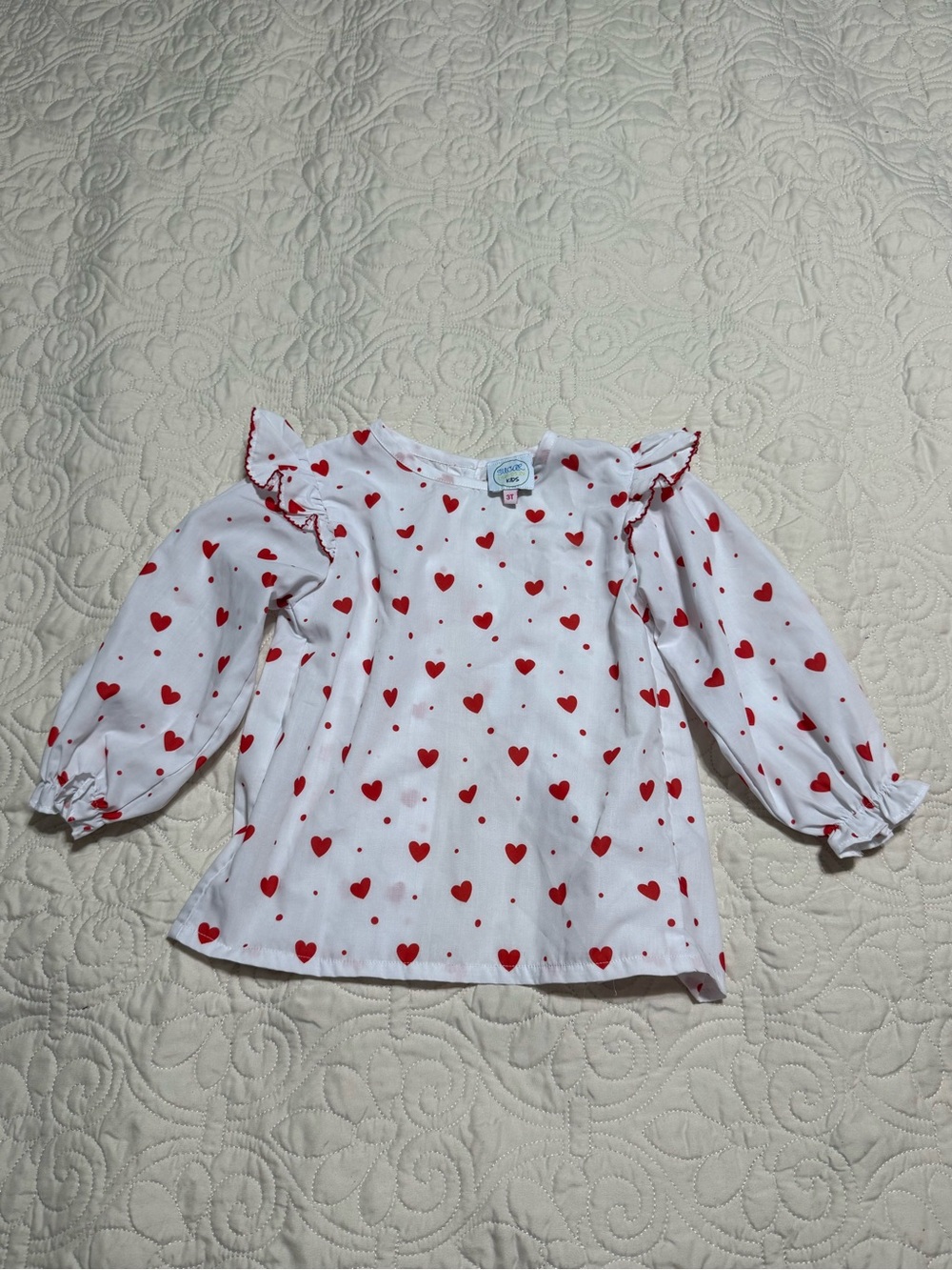 Girls' toddler 3T boutique White Long-Sleeve short with Red Hearts Print NwOT